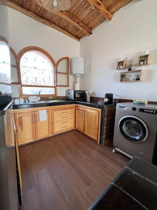 Le Petit Chalet. Szavíra Kültér fotó